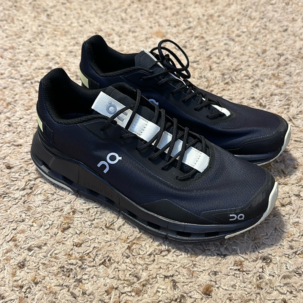 Women’s ON Cloudnova Form